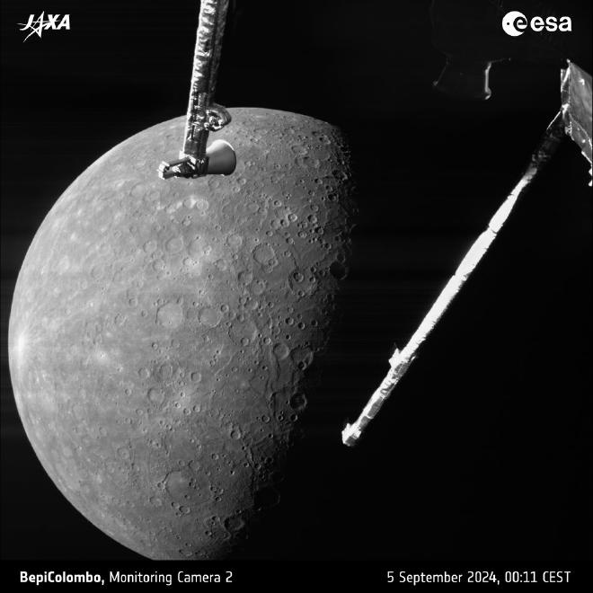 BepiColombo se despide por cuarta vez de Mercurio, tras el exitoso sobrevuelo de ayer. Así nos lo muestra la cámara 2 de monitoreo