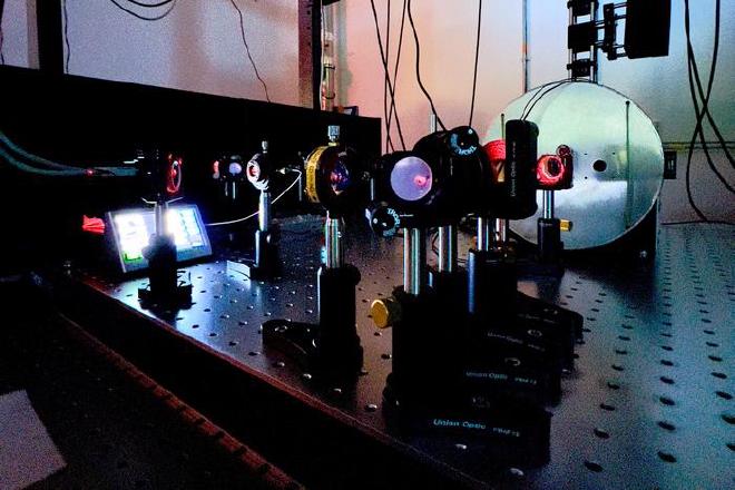 This precise quantum magnetometer at A<em>STAR will be used to detect pseudomagnetic fields potentially caused by dark matter, indicating its presence. Credit: Agency for Science, Technology and Research (A</em>STAR) Singapore