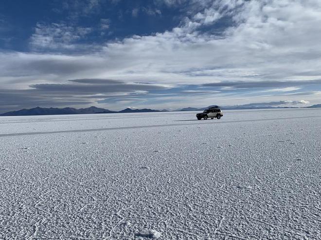 The Salar de Uyuni stretches 2.5 million acres across a high plateau in Bolivia. Crédito: Image courtesy of Avner Vengosh/Duke University