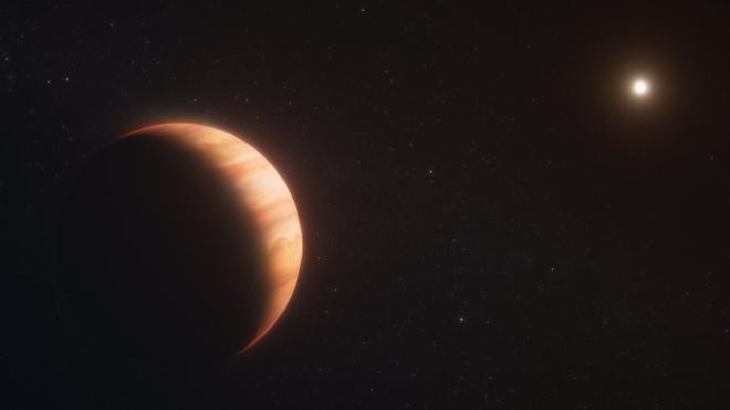 Concepto artístico de un planeta gigante gaseoso de color naranja a la izquierda, que ocupa aproximadamente un tercio del encuadre, y se encuentra frente a una estrella, que aparece en la parte superior derecha como un punto brillante mucho más pequeño. El planeta presenta sutiles bandas de nubes anaranjadas. La estrella ilumina el lado derecho del planeta como la media luna creciente. Ambos se encuentran sobre el fondo negro del espacio. Crédito de la imagen: NASA, ESA, CSA, R. Crawford (STScI)