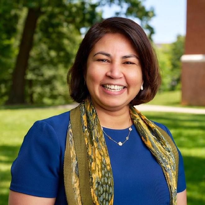 Tina Savla es profesora de desarrollo humano y ciencias de la familia en Virginia Tech. Crédito de la imagen: Virginia Tech