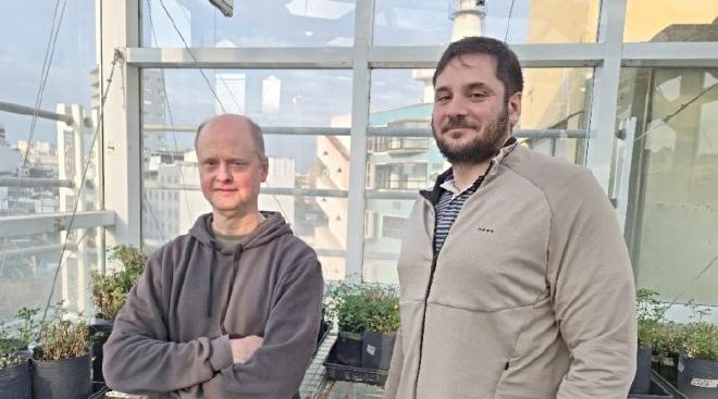 Pablo Cerdán, director del estudio, a la ziquierda, y Santiago Freytes, primer autor del trabajo